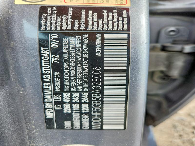 61334606 :رقم المزاد ، WDDHF5GB5BA328006 vin ، 2011 Mercedes-benz E مزاد بيع