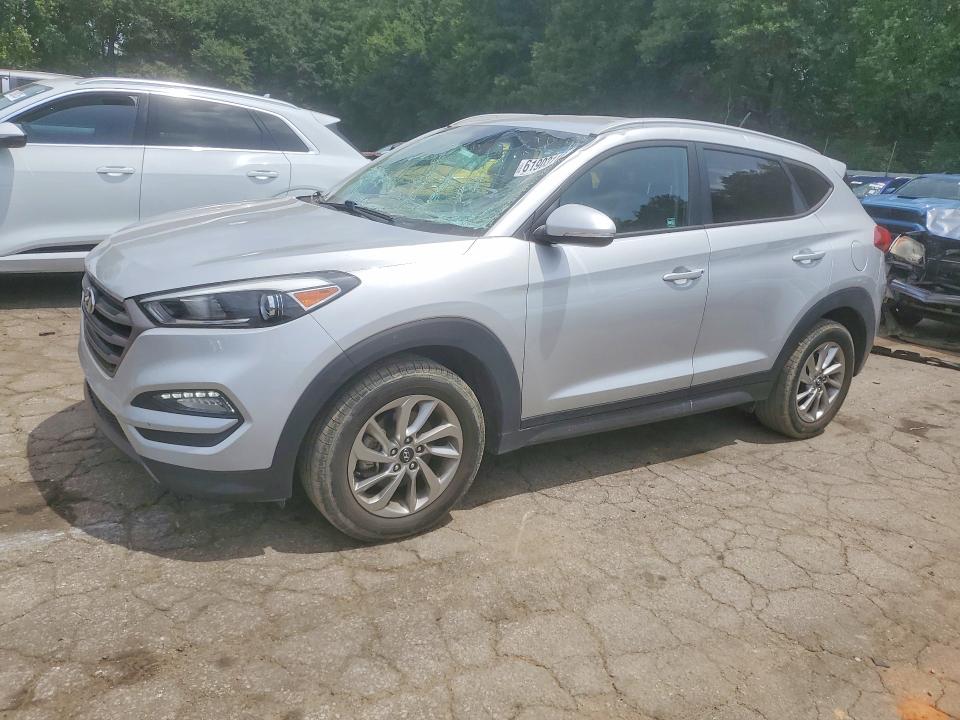61903116 :رقم المزاد ، KM8J33A2XGU183029 vin ، 2016 Hyundai Tucson مزاد بيع
