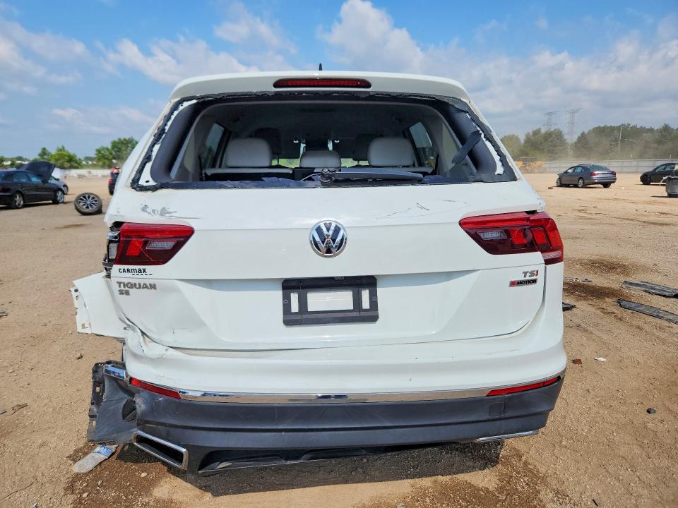 Продаж на аукціоні авто 2018 Volkswagen Tiguan, vin: 3VV2B7AX4JM140334, номер лоту: 61603386