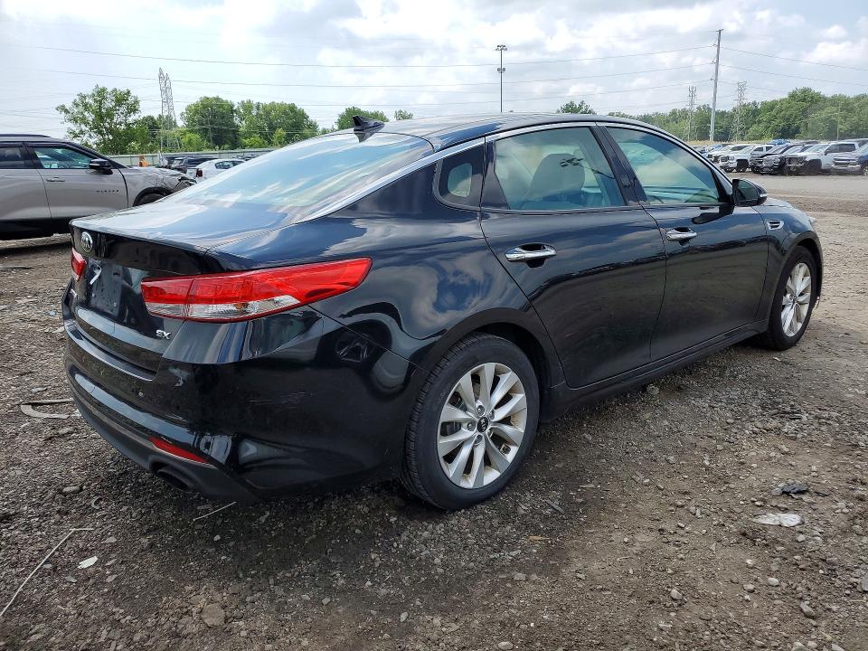 2017 Kia Optima მანქანა იყიდება აუქციონზე, vin: 5XXGU4L33HG135399, აუქციონის ნომერი: 59860986