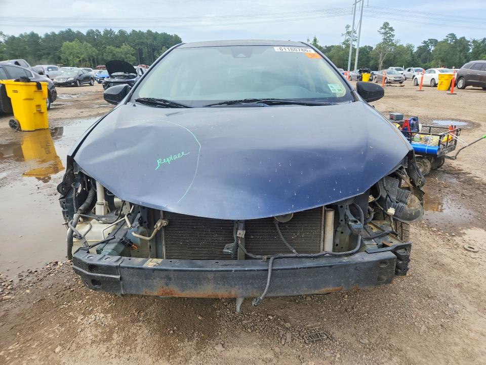 2017 Toyota Corolla მანქანა იყიდება აუქციონზე, vin: 5YFBURHE3HP672654, აუქციონის ნომერი: 61180786