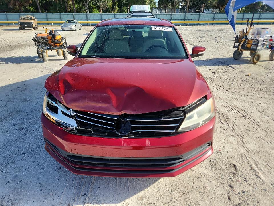 61331096 :رقم المزاد ، 3VWD67AJ5GM266196 vin ، 2016 Volkswagen Jetta مزاد بيع