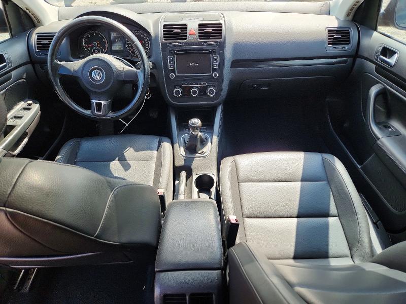 60466876 :رقم المزاد ، 3VWRA7AJ6AM025274 vin ، 2010 Volkswagen Jetta مزاد بيع