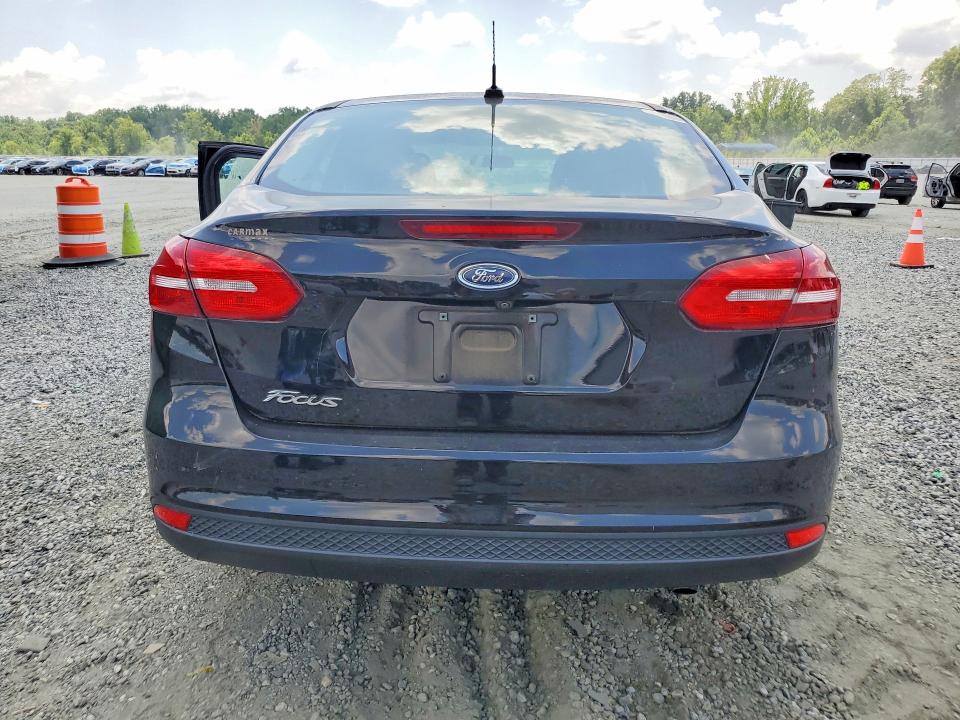 2018 Ford Focus მანქანა იყიდება აუქციონზე, vin: 1FADP3E23JL275151, აუქციონის ნომერი: 59553266