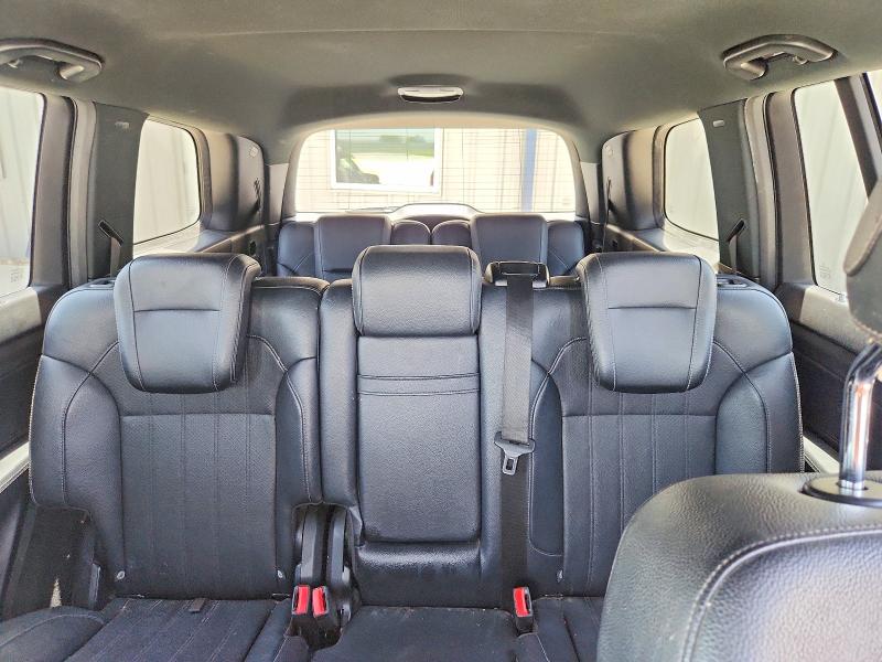 61955516 :رقم المزاد ، 4JGDF6EE6HA981041 vin ، 2017 Mercedes-benz Gls مزاد بيع