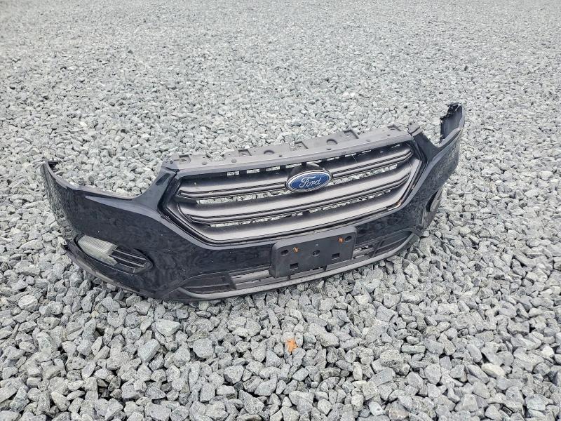 59361096 :رقم المزاد ، 1FMCU0HD7KUA03252 vin ، 2019 Ford Escape مزاد بيع