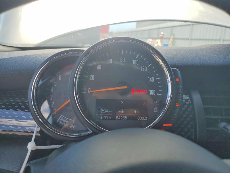 Продаж на аукціоні авто 2017 Mini Cooper, vin: WMWWG9C31H3C81199, номер лоту: 61287076