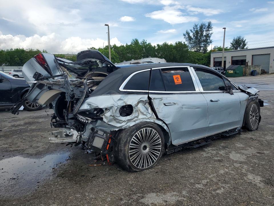 59579176 :رقم المزاد ، 4JGDX5FB4RA028888 vin ، 2024 Mercedes-benz Eqs Suv مزاد بيع