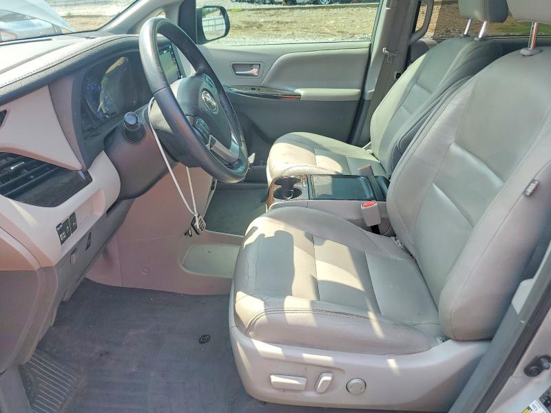 57001426 :رقم المزاد ، 5TDYZ3DCXKS004491 vin ، 2019 Toyota Sienna مزاد بيع