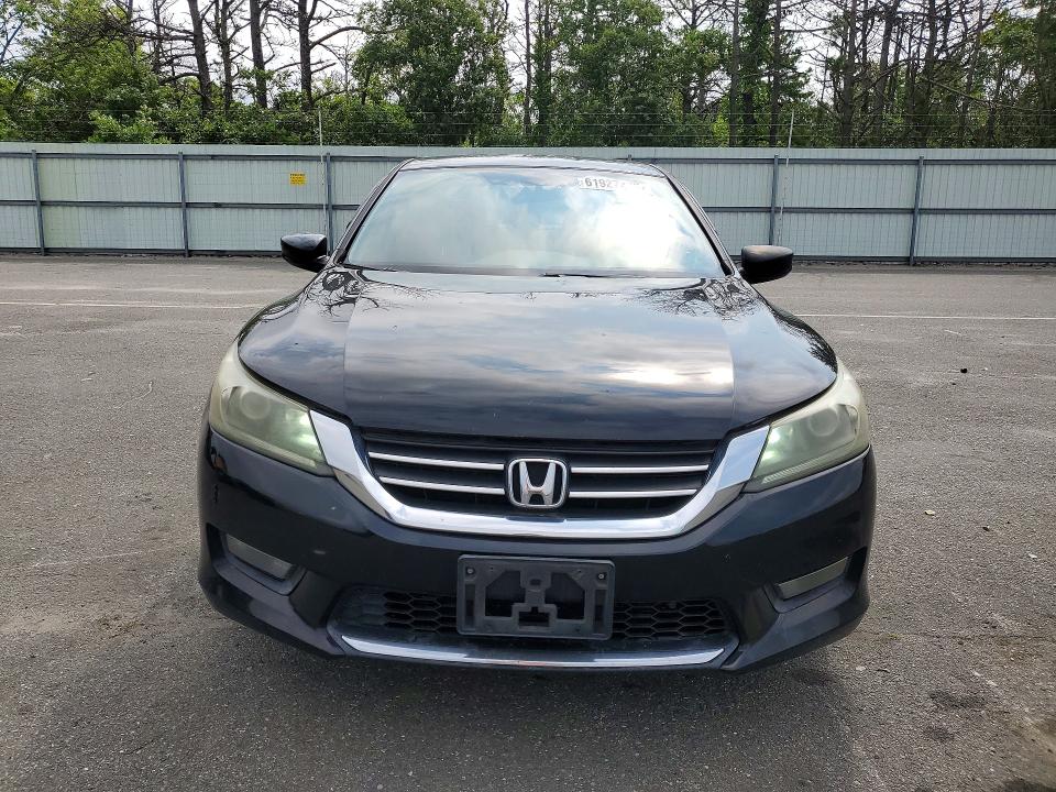 2015 Honda Accord მანქანა იყიდება აუქციონზე, vin: 1HGCR2F5XFA079585, აუქციონის ნომერი: 61927276