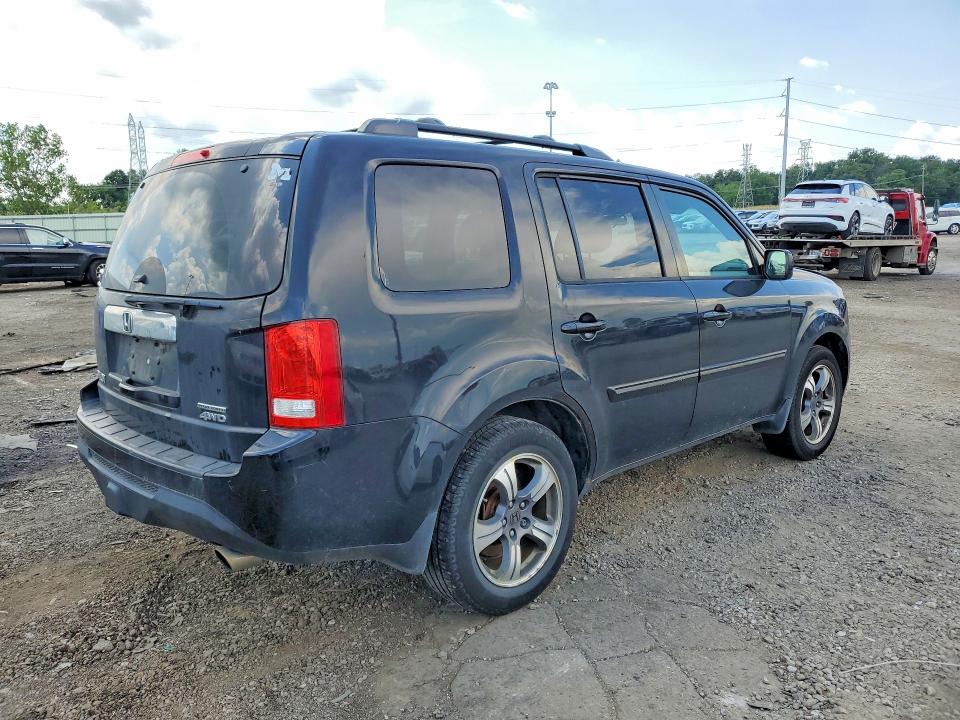 Продаж на аукціоні авто 2015 Honda Pilot, vin: 5FNYF4H32FB064803, номер лоту: 60258226