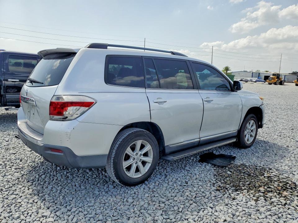 2013 Toyota Highlander მანქანა იყიდება აუქციონზე, vin: 5TDZK3EH2DS097030, აუქციონის ნომერი: 60268366