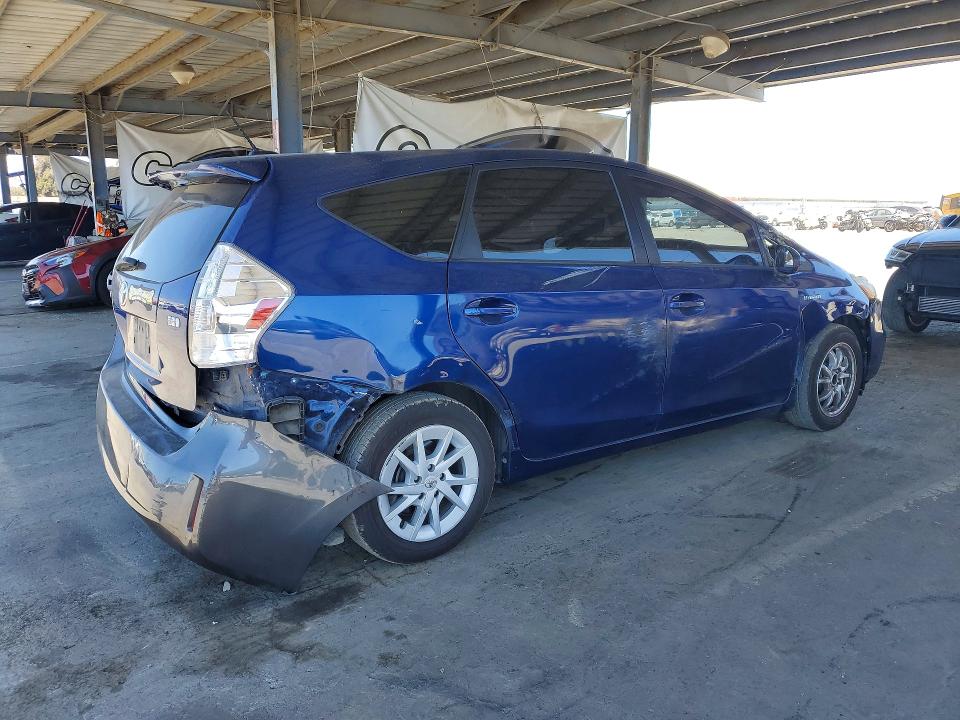 61064816 :رقم المزاد ، JTDZN3EUXC3133180 vin ، 2012 Toyota Prius V مزاد بيع