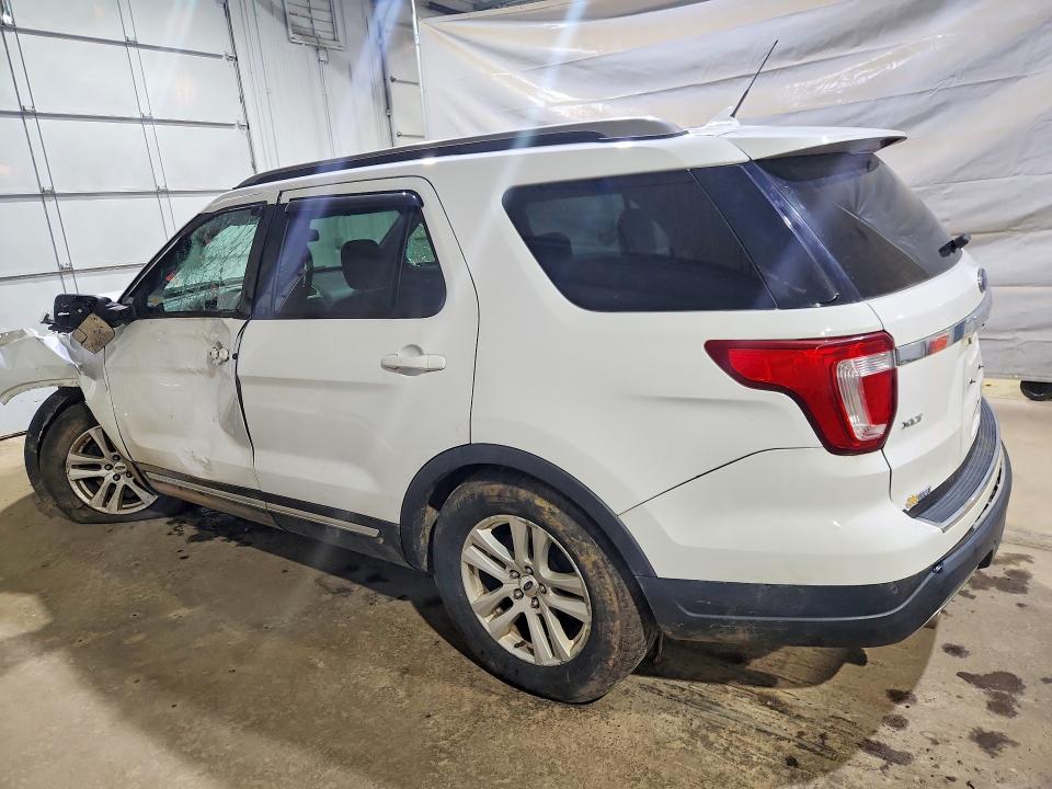59828826 :رقم المزاد ، 1FM5K8D81JGC10982 vin ، 2018 Ford Explorer مزاد بيع
