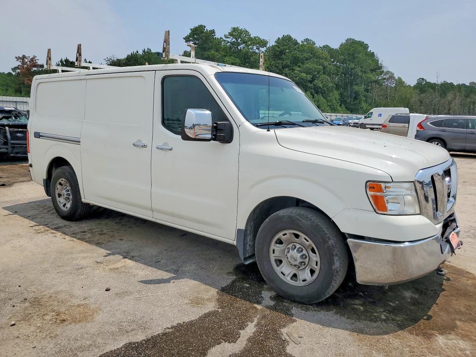 62623726 :رقم المزاد ، 1N6AF0KY2FN801480 vin ، 2015 Nissan Nv مزاد بيع