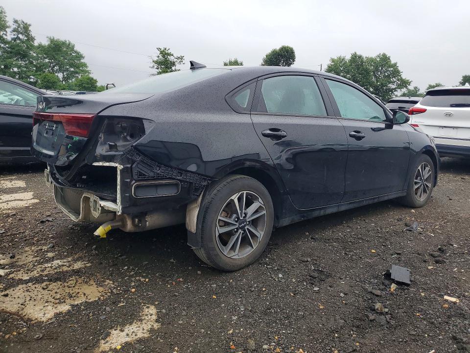 2023 Kia Forte მანქანა იყიდება აუქციონზე, vin: 3KPF24AD8PE614499, აუქციონის ნომერი: 59346086