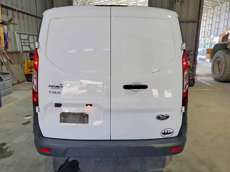 63511676 :رقم المزاد ، NM0LS7E70F1227923 vin ، 2015 Ford Transit Connect مزاد بيع