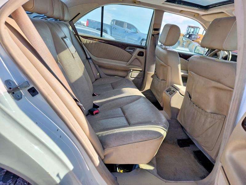 60191396 :رقم المزاد ، WDBJF65H0XA878292 vin ، 1999 Mercedes-benz E مزاد بيع