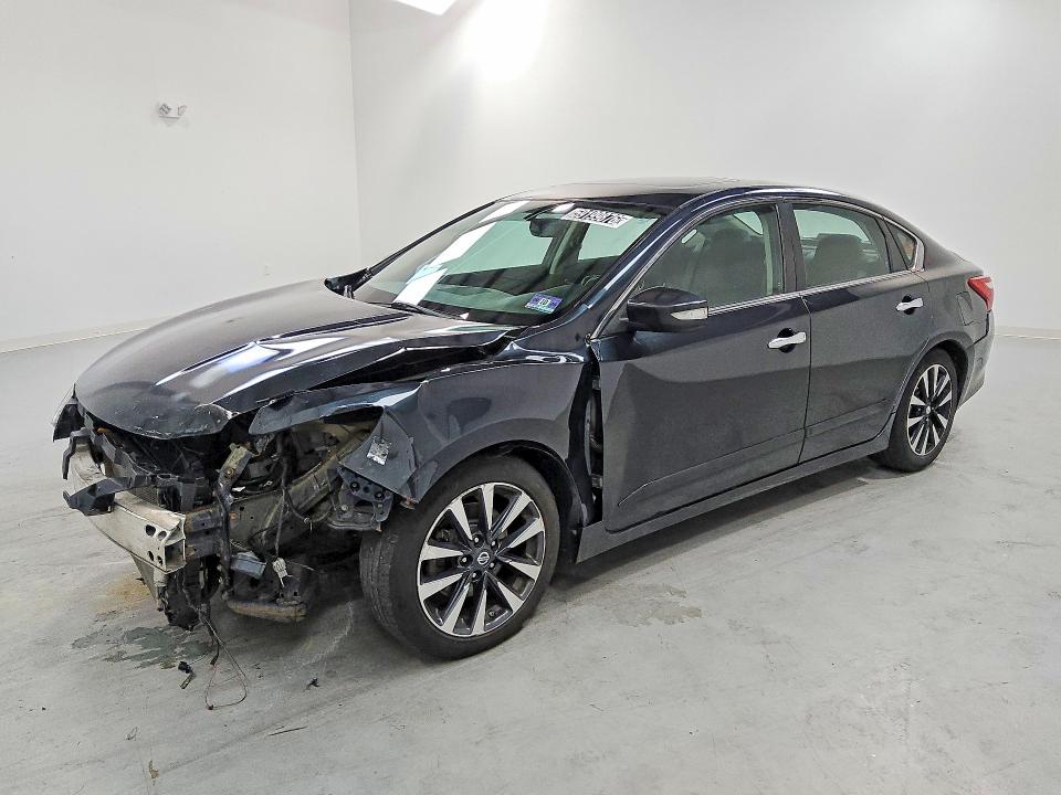 2017 Nissan Altima მანქანა იყიდება აუქციონზე, vin: 1N4AL3AP8HC127863, აუქციონის ნომერი: 59199876