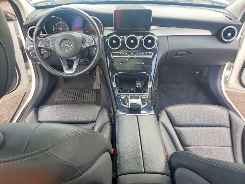 2015 Mercedes-benz C მანქანა იყიდება აუქციონზე, vin: 55SWF4KB5FU003743, აუქციონის ნომერი: 59987376