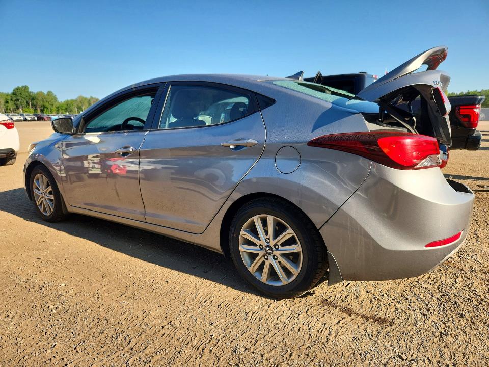 60196316 :رقم المزاد ، KMHDH4AE8FU414541 vin ، 2015 Hyundai Elantra مزاد بيع