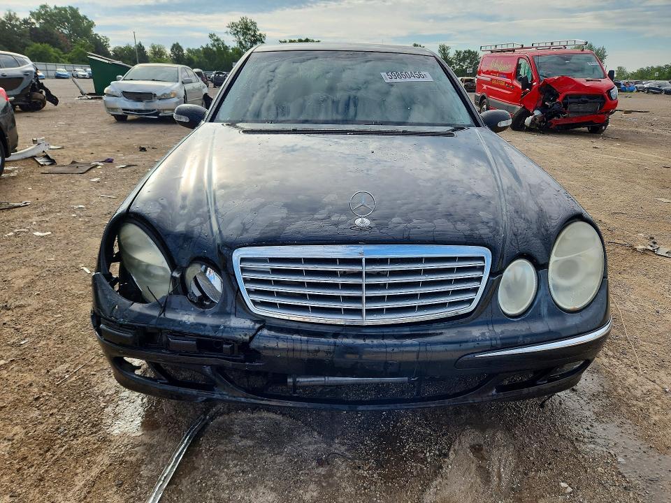 59860456 :رقم المزاد ، WDBUF70J83A239052 vin ، 2003 Mercedes-benz E مزاد بيع