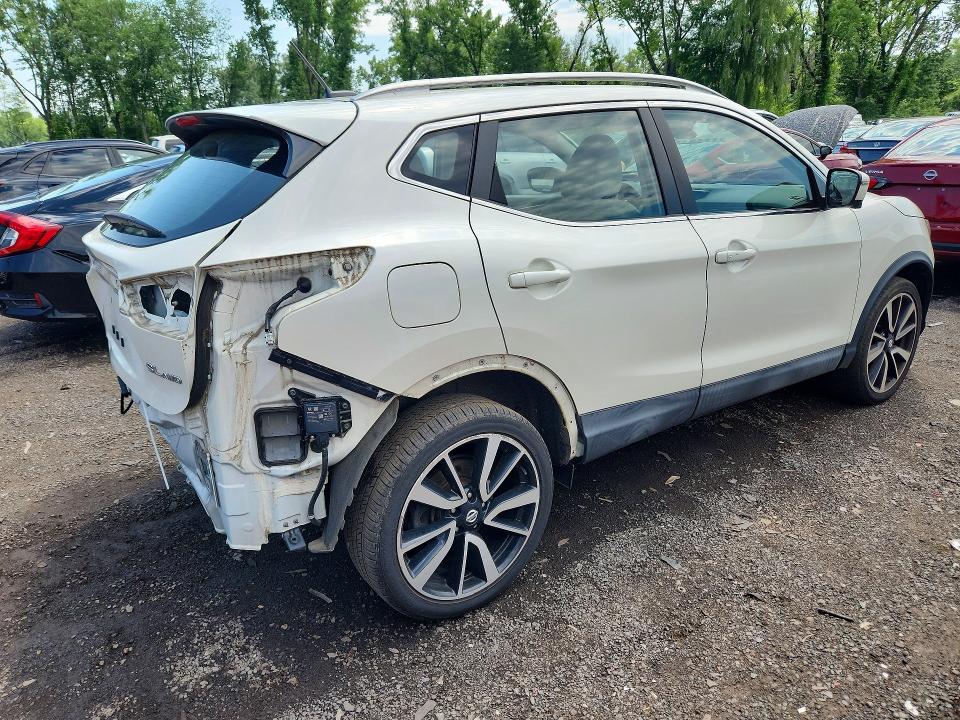 58385176 :رقم المزاد ، JN1BJ1CR1KW322056 vin ، 2019 Nissan Rogue Sport مزاد بيع