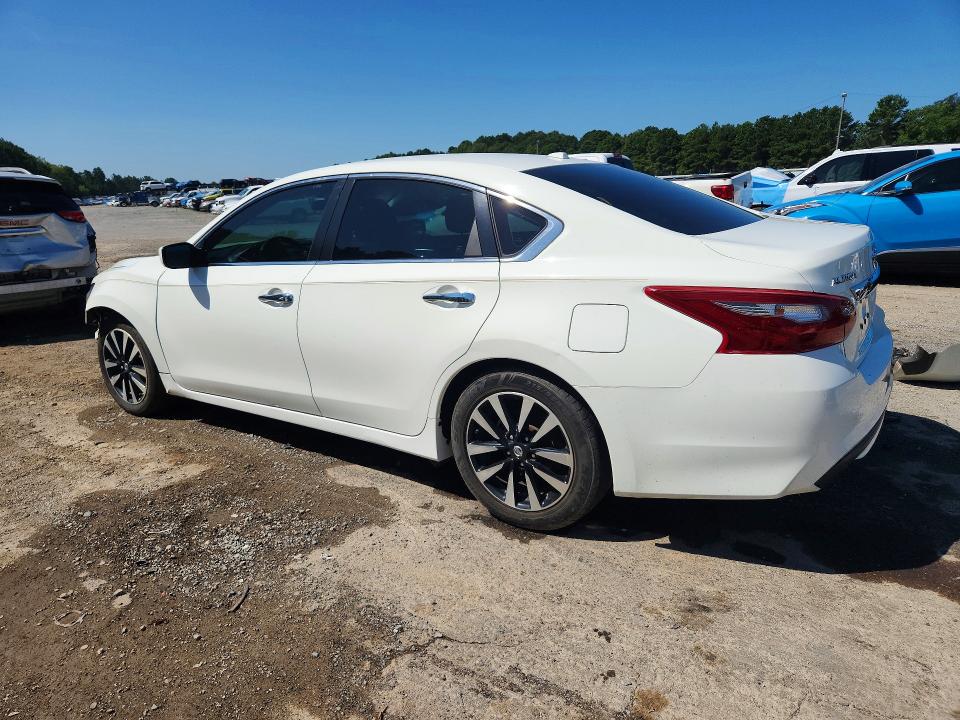 Продаж на аукціоні авто 2018 Nissan Altima, vin: 1N4AL3AP7JC179247, номер лоту: 62424566