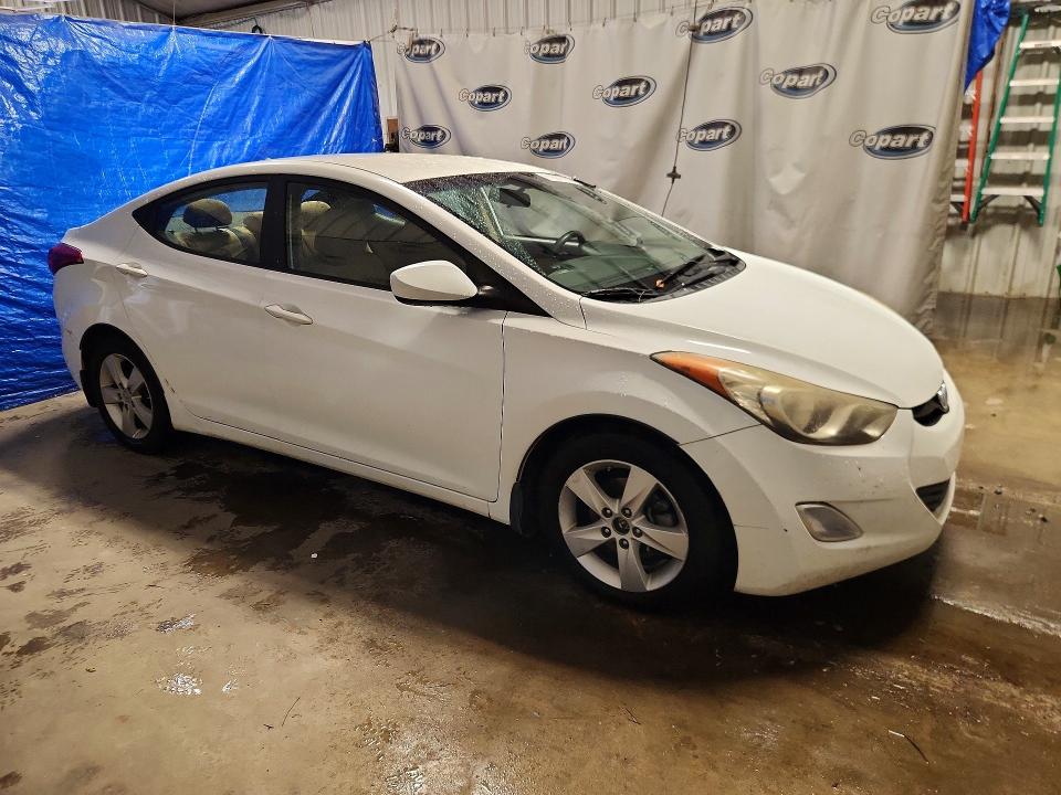 61587436 :رقم المزاد ، 5NPDH4AEXDH277629 vin ، 2013 Hyundai Elantra مزاد بيع