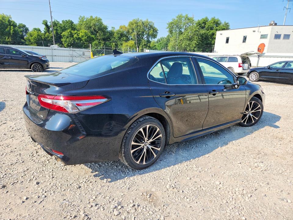 2019 Toyota Camry მანქანა იყიდება აუქციონზე, vin: 4T1B11HK5KU760711, აუქციონის ნომერი: 63534046