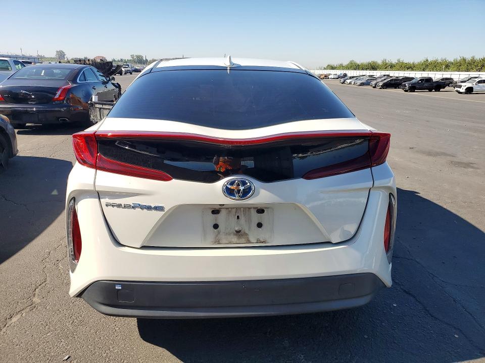 60247886 :رقم المزاد ، JTDKARFP1J3078558 vin ، 2018 Toyota Prius Prime مزاد بيع