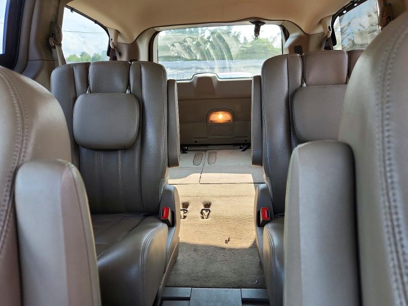 62145406 :رقم المزاد ، 2C4RC1CG5DR769764 vin ، 2013 Chrysler Town & Country مزاد بيع