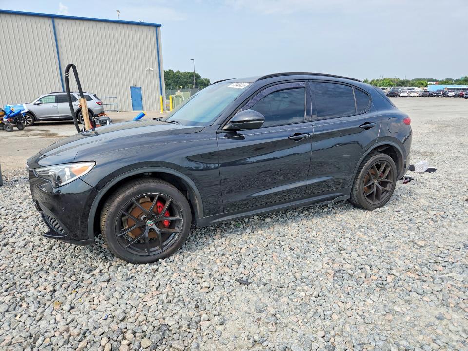Продажа на аукционе авто 2018 Alfa Romeo Stelvio, vin: ZASFAKNN4J7C00385, номер лота: 62546456
