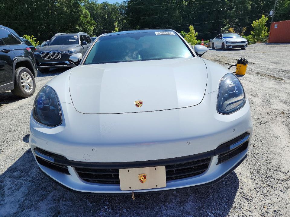 61388356 :رقم المزاد ، WP0AA2A74JL121042 vin ، 2018 Porsche Panamera مزاد بيع