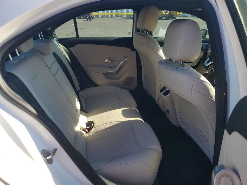 62707816 :رقم المزاد ، W1K3G4EB3MJ269271 vin ، 2021 Mercedes-benz A مزاد بيع