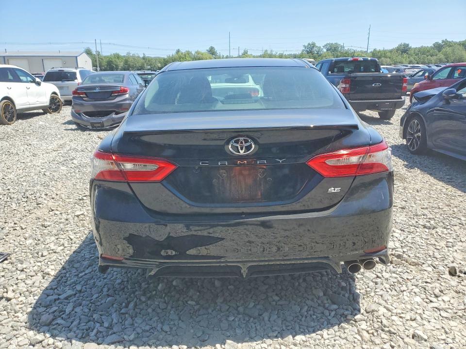 Продаж на аукціоні авто 2018 Toyota Camry, vin: 4T1B11HK0JU624596, номер лоту: 61678906