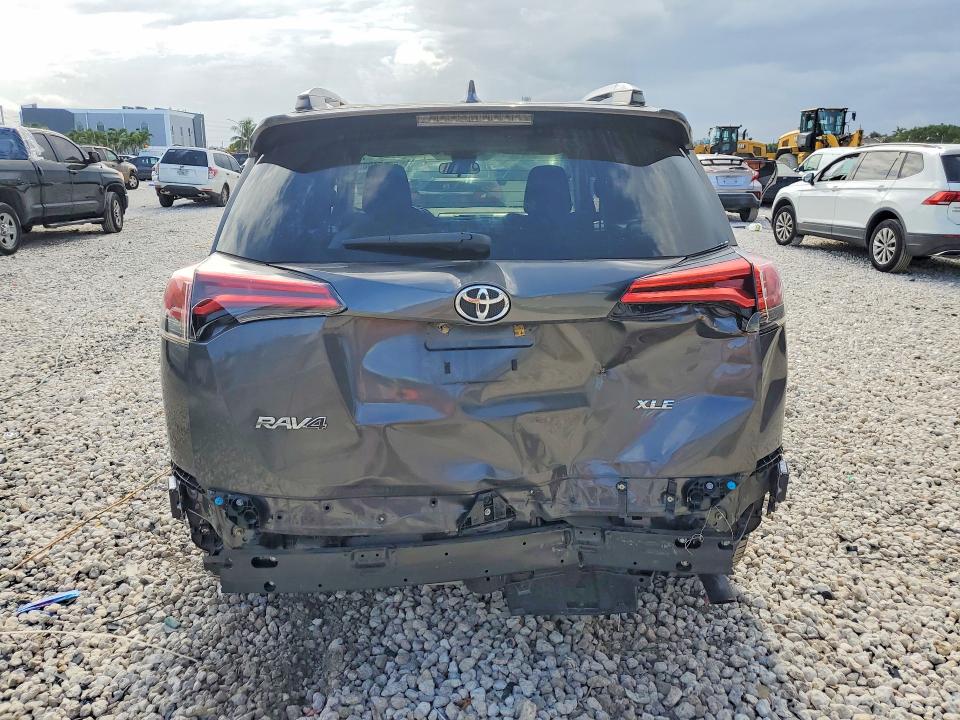 Продажа на аукционе авто 2018 Toyota Rav4, vin: 2T3WFREV8JW511728, номер лота: 60364086
