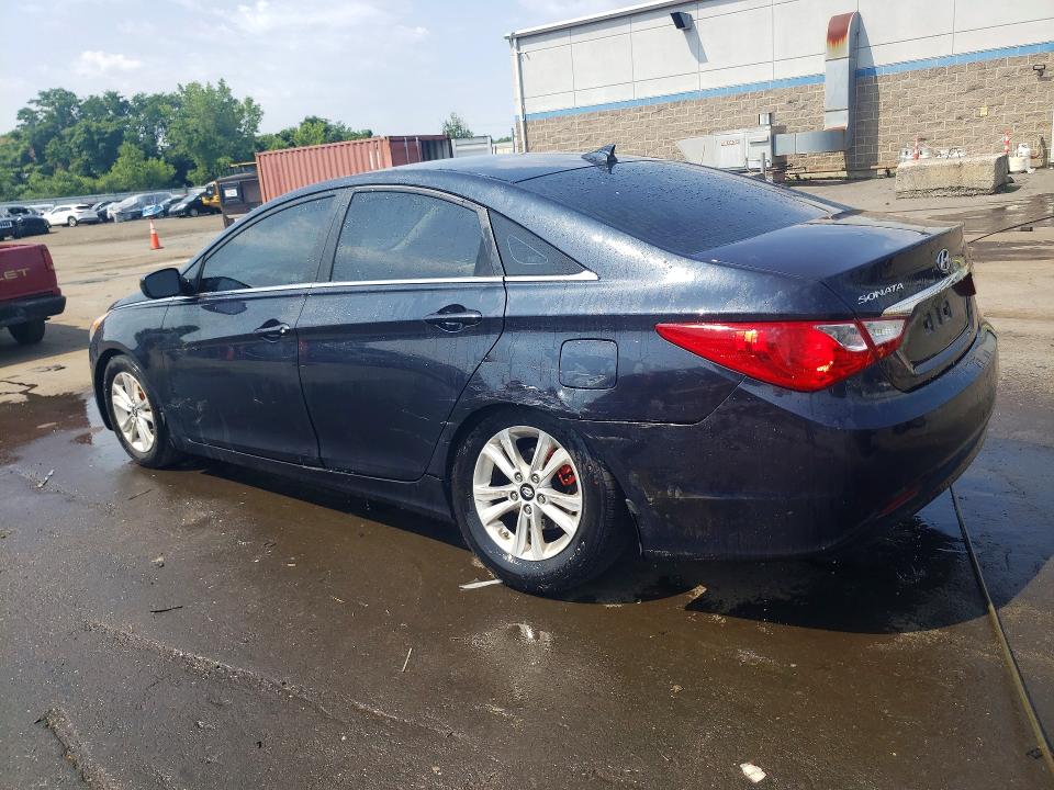 60784106 :رقم المزاد ، 5NPEB4AC2DH801330 vin ، 2013 Hyundai Sonata مزاد بيع