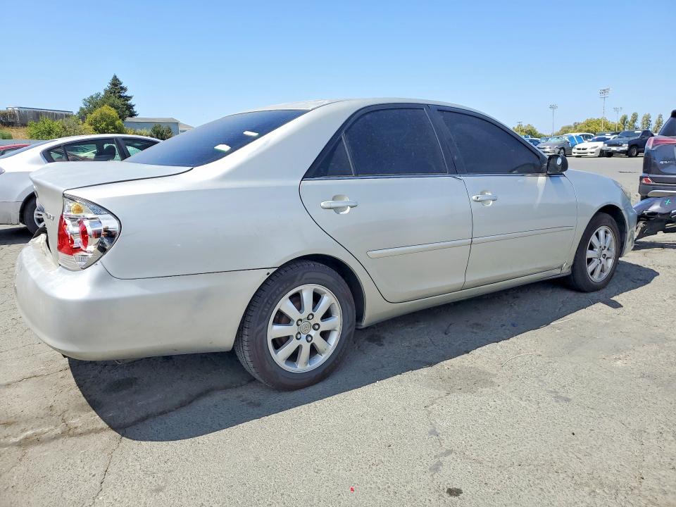 2005 Toyota Camry მანქანა იყიდება აუქციონზე, vin: 4T1BE32K35U037131, აუქციონის ნომერი: 59104066