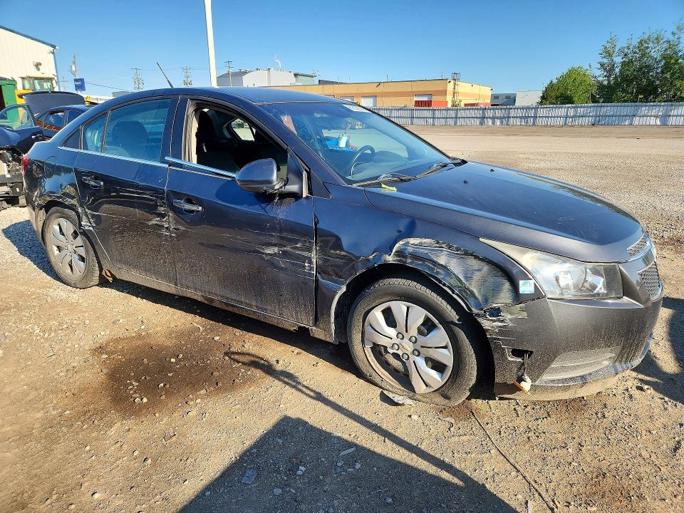 61522586 :رقم المزاد ، 1G1PC5SB1D7138184 vin ، 2013 Chevrolet Cruze مزاد بيع