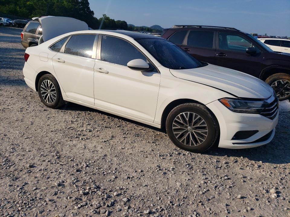 63032406 :رقم المزاد ، 3VWC57BU1LM095139 vin ، 2020 Volkswagen Jetta مزاد بيع