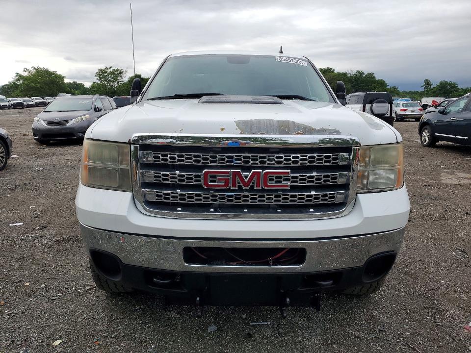 85451395 :رقم المزاد ، 1GT423EGXEF130035 vin ، 2014 Gmc Sierra مزاد بيع
