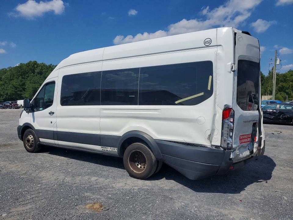 60611666 :رقم المزاد ، 1FDVU4X83NKA32753 vin ، 2022 Ford Transit مزاد بيع