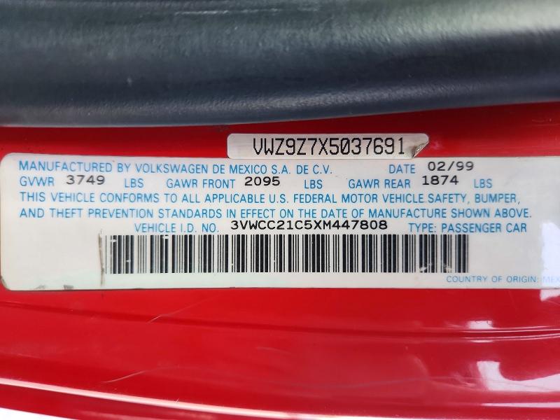 61820626 :رقم المزاد ، 3VWCC21C5XM447808 vin ، 1999 Volkswagen New Beetle مزاد بيع