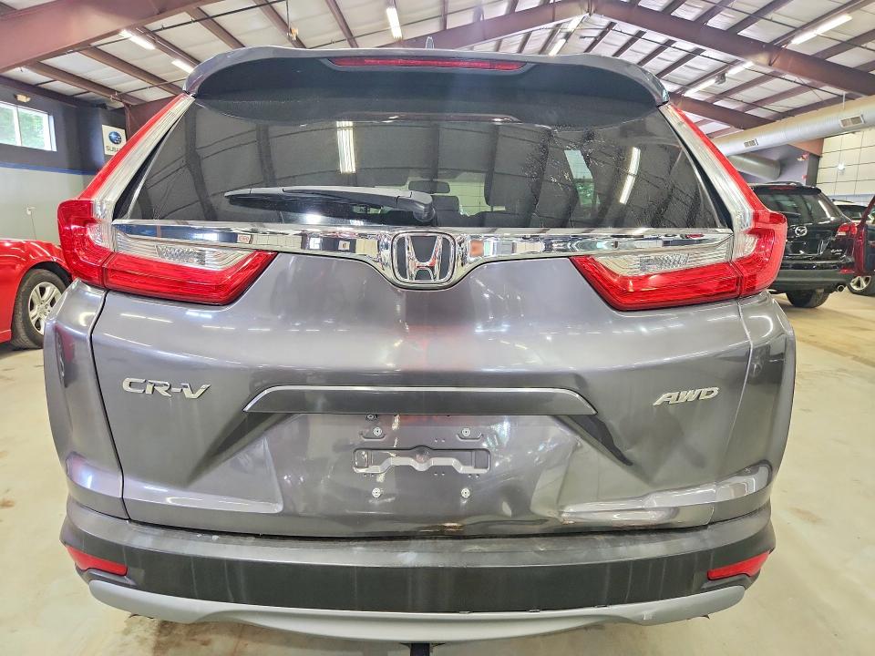 Продажа на аукционе авто 2018 Honda Cr-v, vin: 7FARW2H82JE021676, номер лота: 60557386