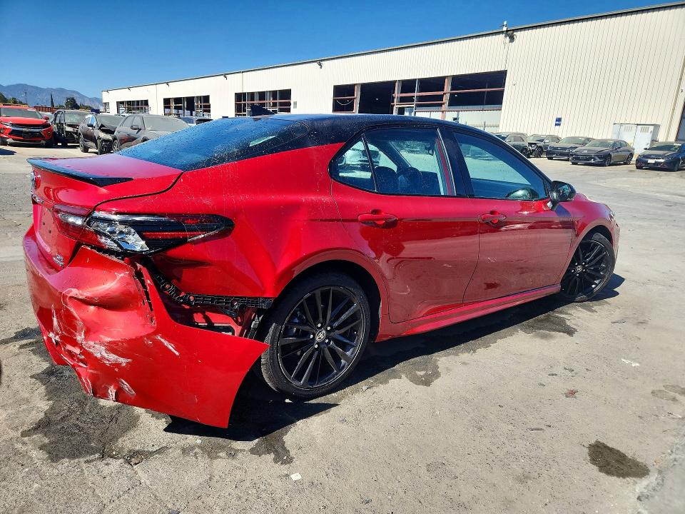 Продаж на аукціоні авто 2023 Toyota Camry, vin: 4T1K31AKXPU045919, номер лоту: 61781536