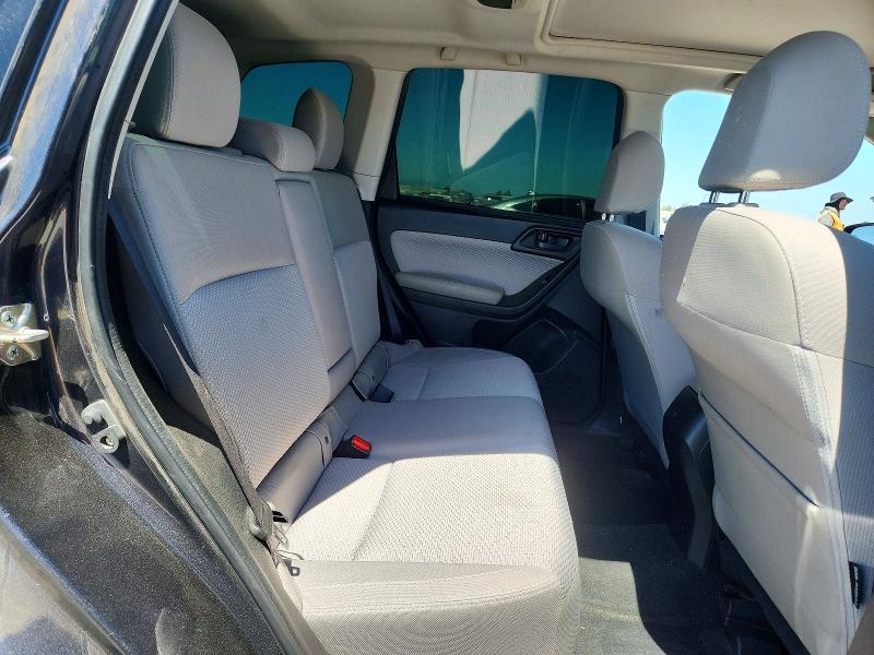 62010256 :رقم المزاد ، JF2SJADCXHH446235 vin ، 2017 Subaru Forester مزاد بيع