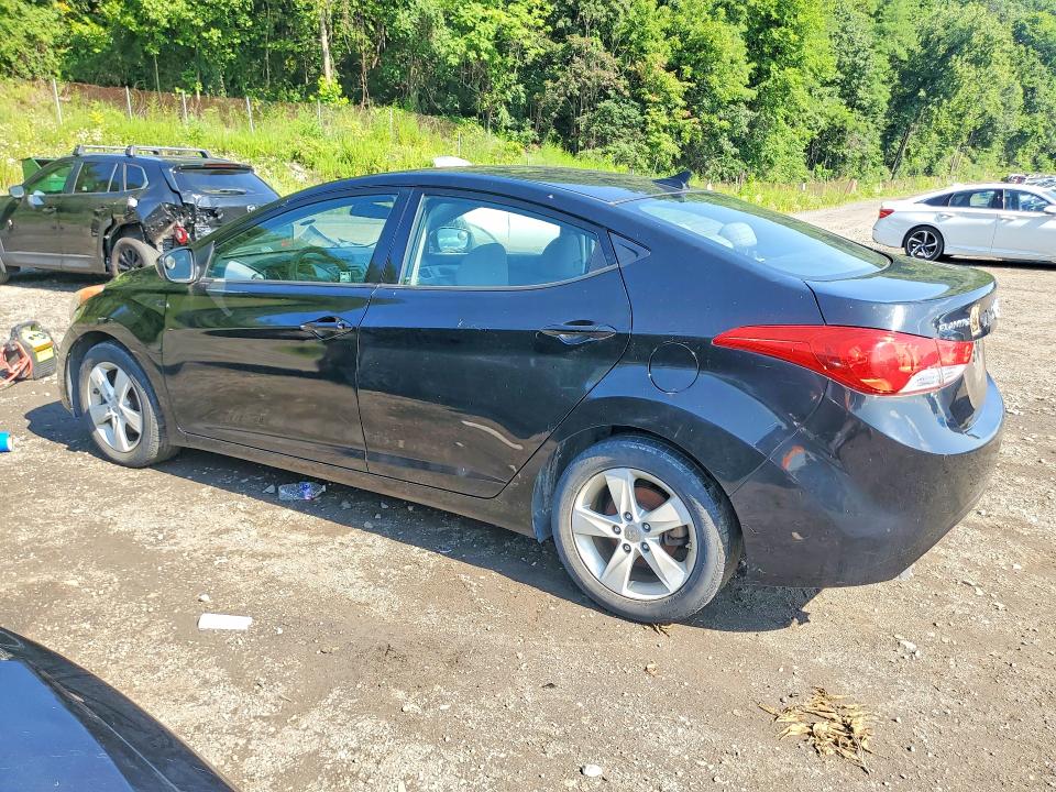 2013 Hyundai Elantra მანქანა იყიდება აუქციონზე, vin: KMHDH4AE8DU765253, აუქციონის ნომერი: 63354016