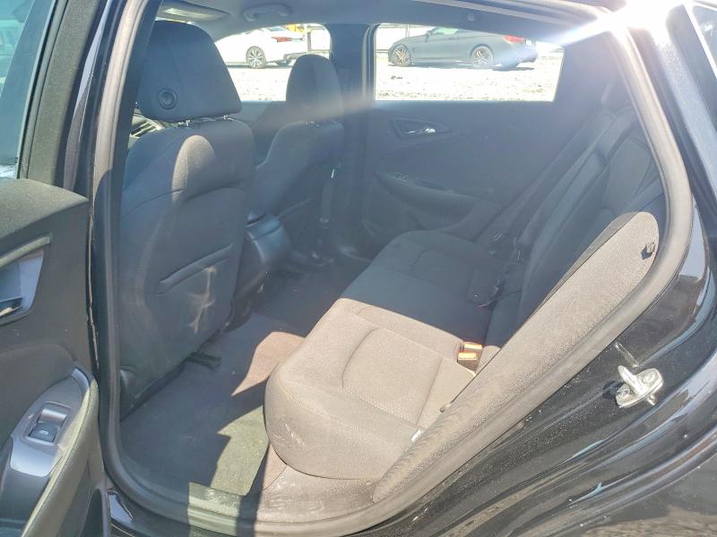 62569376 :رقم المزاد ، 1G1ZB5ST2HF103024 vin ، 2017 Chevrolet Malibu مزاد بيع