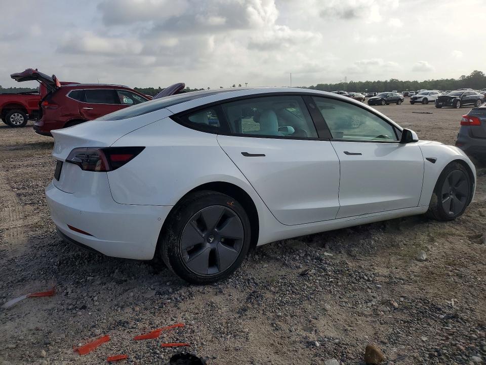 61839286 :رقم المزاد ، 5YJ3E1EA1NF315372 vin ، 2022 Tesla Model 3 مزاد بيع